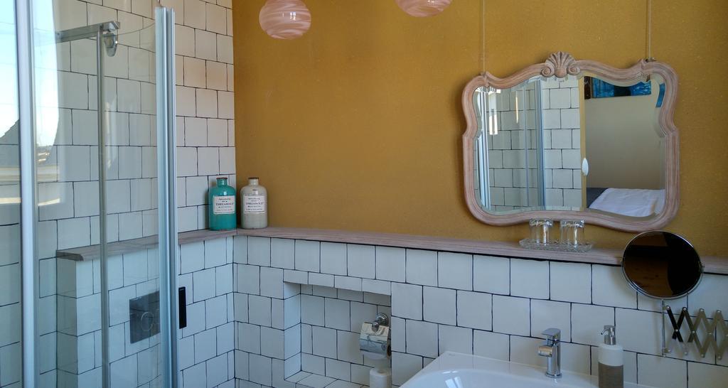 Bed & Breakfast Exterlaer Antwerp Bilik gambar